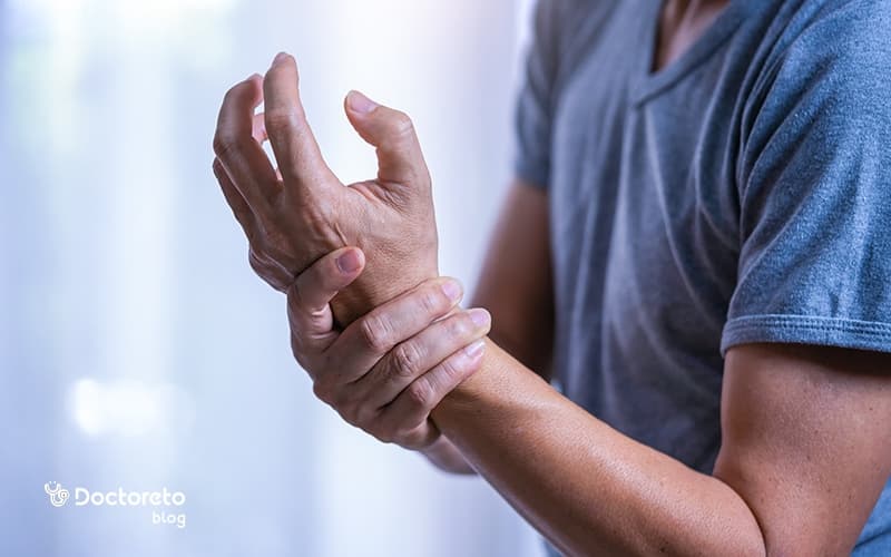 در رفتگی مچ دست چگونه درمان می شود؟