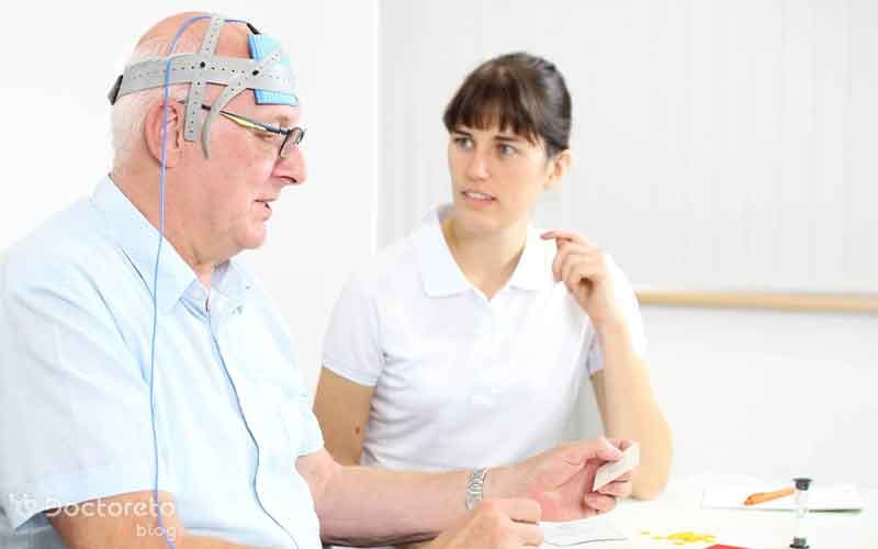 تحریک الکتریکی مغز tdcs چگونه انجام میشود؟