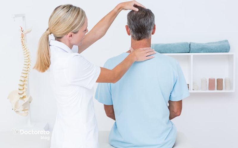 عکس متخصص کایروپراکتیک 