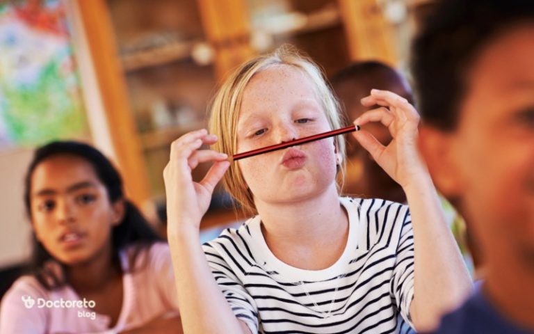 اختلال بیش فعالی و کاهش توجه (ADHD) در کودکان و بزرگسالان چگونه رخ میدهد؟