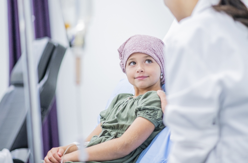 سرطان خون کودکان مرگ و میر کمتری دارد. 
