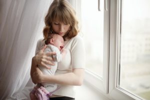 قولنج نوزاد یا کولیک نوزادی چیست؟ از دلایل تا راه‌های درمان