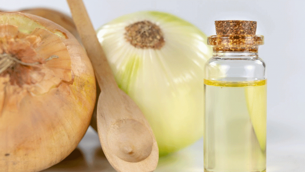 Prevent graying of hair with onions