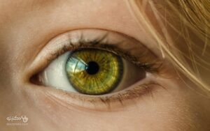 عمل تغییر رنگ چشم ، یک آرزوی محال یا واقعی؟