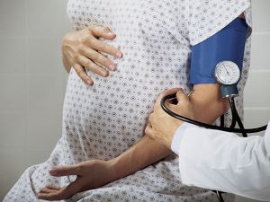 اندازه گیری فشار خون بالا در بارداری