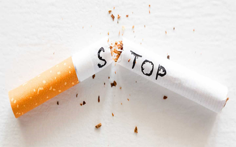 سیگارکشیدن احتمال ابتلا به سرطان معده در ناحیه بالای معده را افزایش می‌دهد. 
