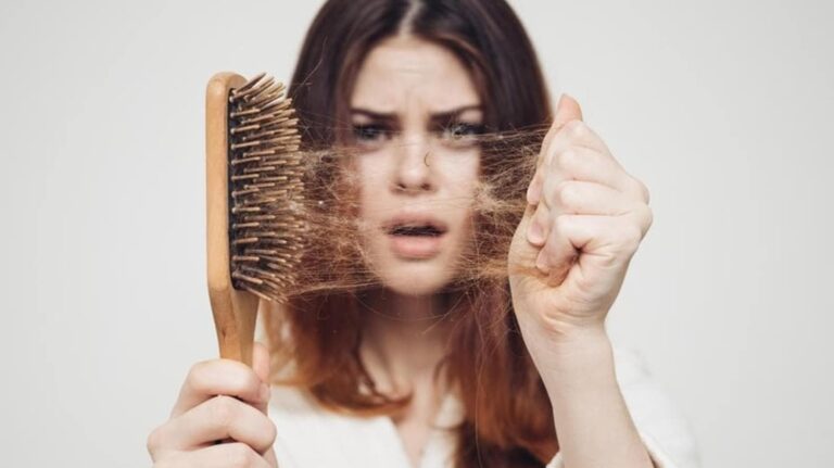 دلیل ریزش مو بعد از کرونا چیست؟