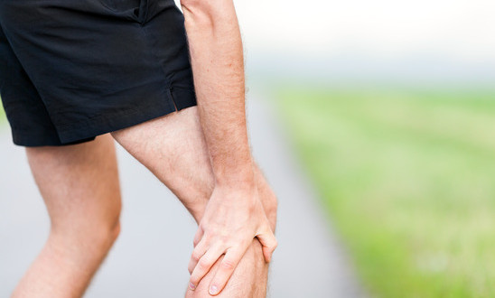 گرفتگی عضلات پا به علت ورزش هم ایجاد می‌شود.