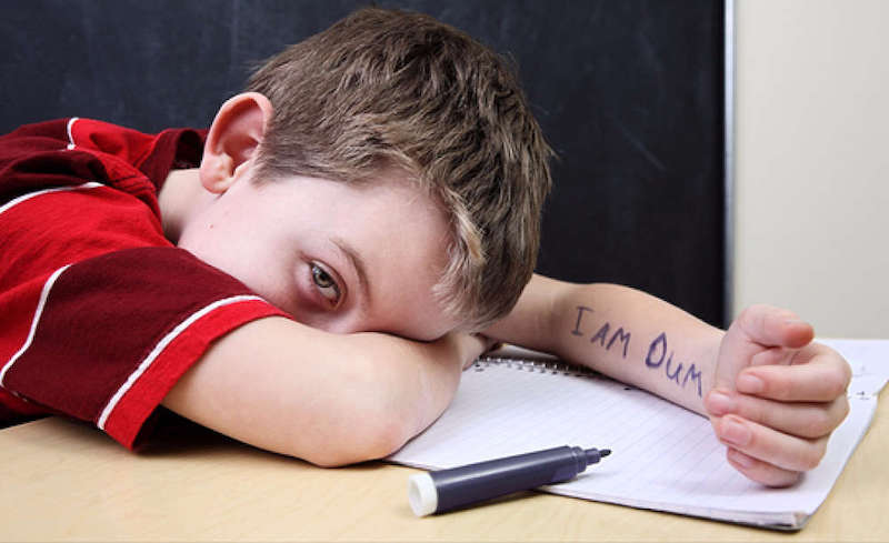 عوارض اختلال یادگیری بر روان کودک