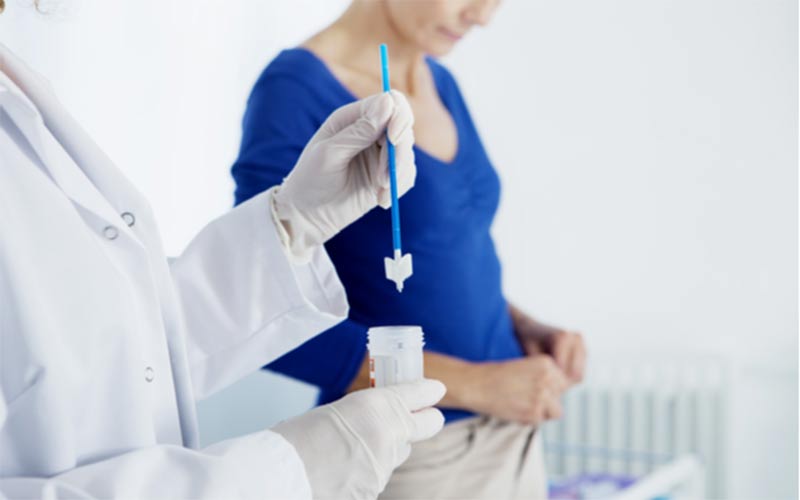 پزشک ممکن است برای تشخیص PID آزمایش پاپ اسمیر تجویز کند.در این آزمایش نوع باکتری عامل عفونت مشخص می‌شود.
