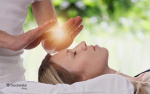 انرژی درمانی چیست و چگونه انجام میشود؟