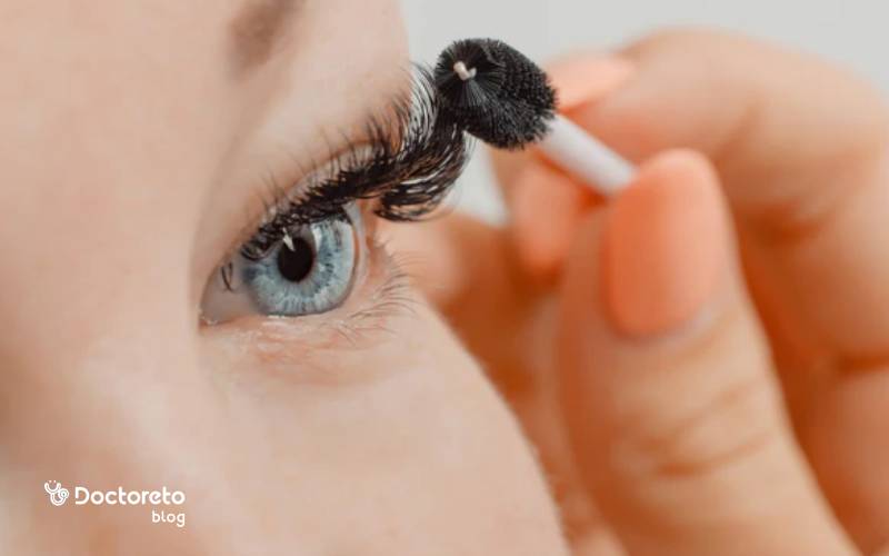 عکس مراقبت اکستنشن مژه