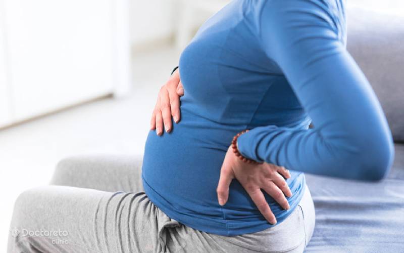 علائم کمر درد در بارداری چیست؟