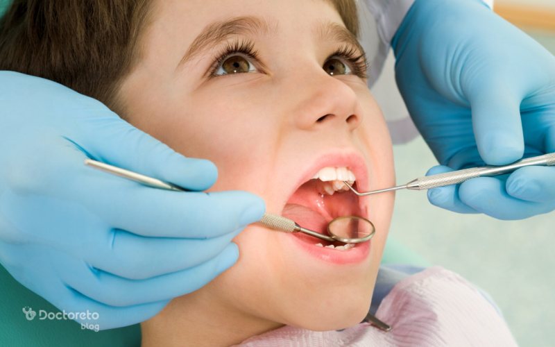 مراجعه به دندانپزشک مهمترین کار برای درمان پوسیدگی است.