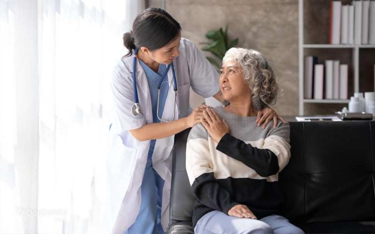 میاستنی گراویس چیست؟ علائم، علت و درمان مياستنی گراويس