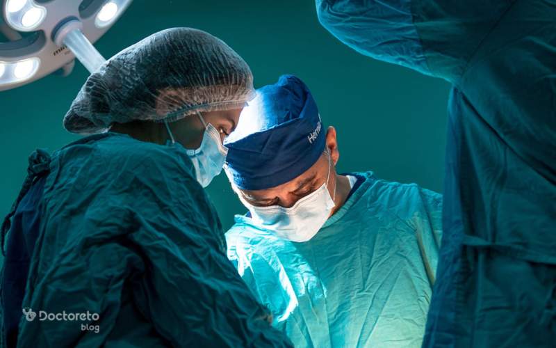 عوارض جراحی سرطان روده بزرگ بدخیم چیست؟