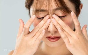 پایین انداختن سر بعد از عمل بینی تا چه اندازه خطرناک است؟