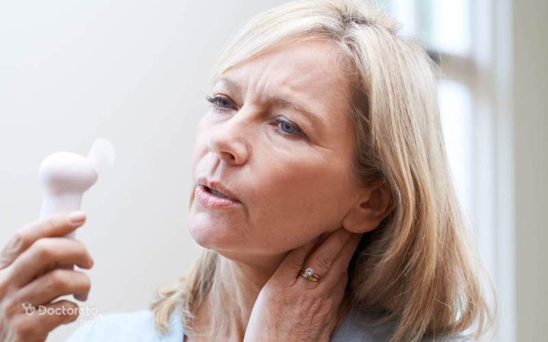 چرا گرگرفتگی در یائسگی اتفاق می افتد؟