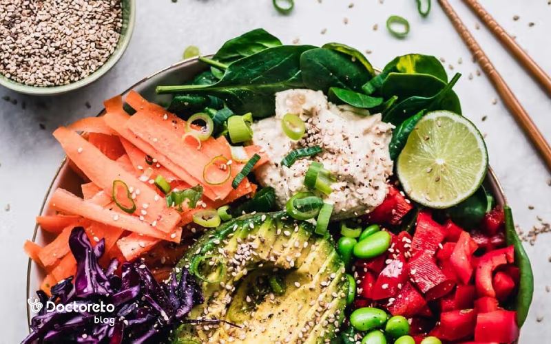 چه میوهها و سبزیجاتی برای سلامت هورمونی زنان مفید هستند؟