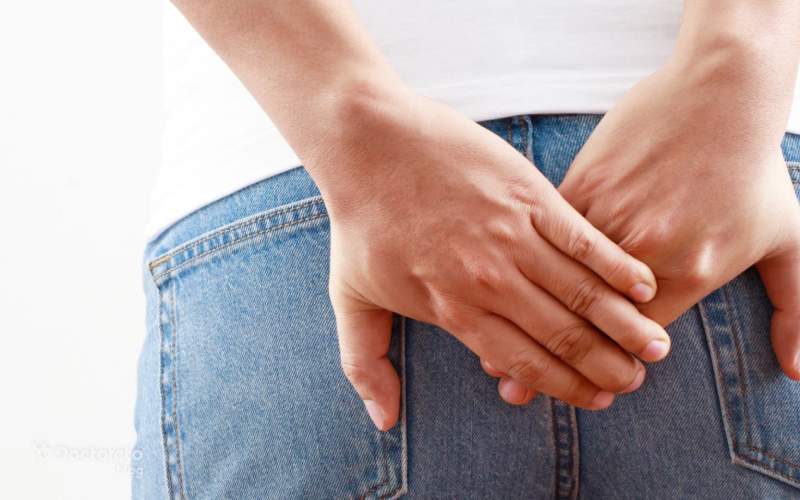 فرق علائم فیستول با کیست مویی در چیست؟