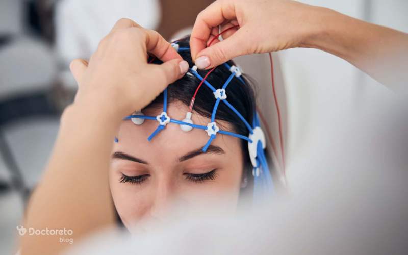 اصطلاحات کلیدی در تفسیر نوار مغز وجود دارد.