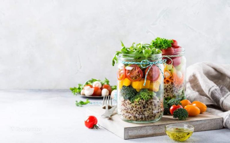 آشنایی با لیست غذاهای رژیمی بدون نان و برنج