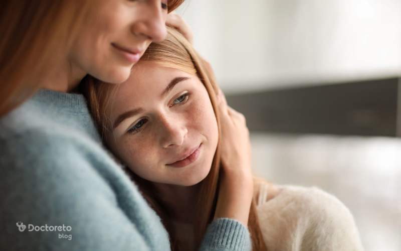 نقش مادر در تربیت فرزند دختر چیست؟